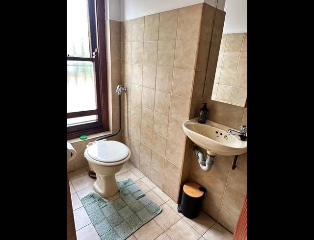 5 BEDROOM HOUSE FOR SALE IN BERGVLIET